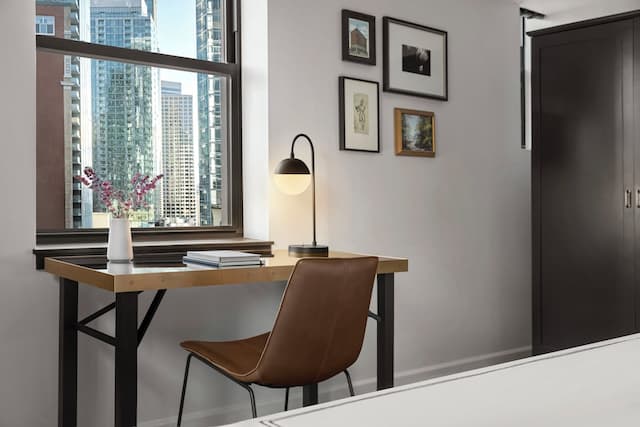 Kimpton Palladian Hotel by IHG-客房, 1 张特大床, 城市景观-6