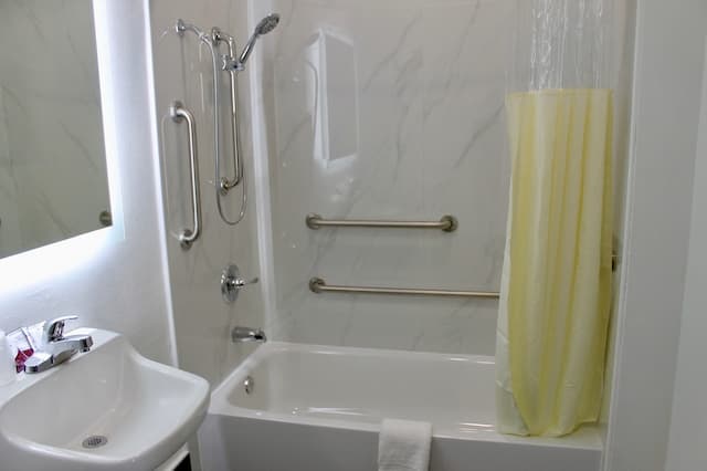 크레센트 인-룸-10