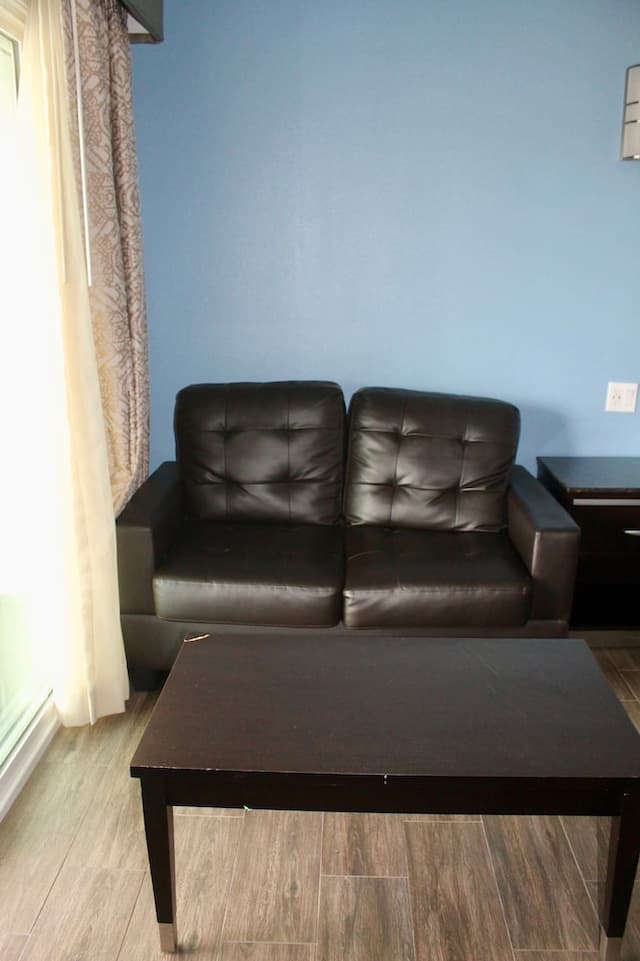 크레센트 인-룸-5