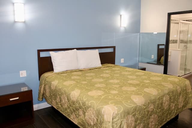 크레센트 인-룸-2