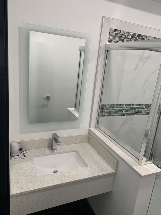 크레센트 인-디럭스 싱글룸, 킹사이즈침대 1개, 분사식 욕조-10