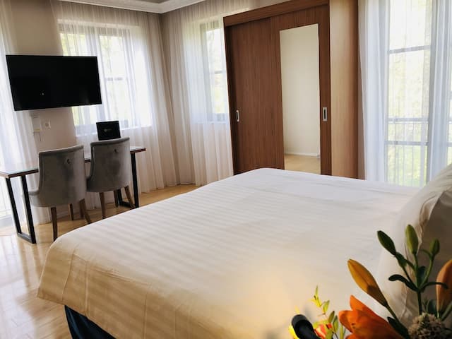 Chasse Residency Hotel-Chasse Cozy Room-3