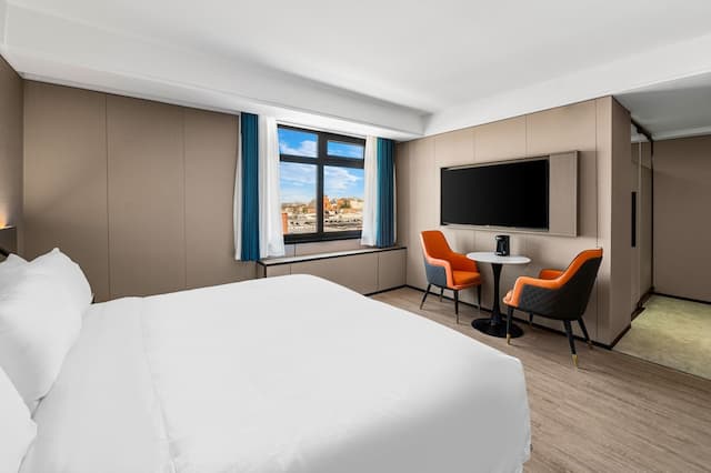 Ly New York Hotel-Premier Room, 1 King Bed-1