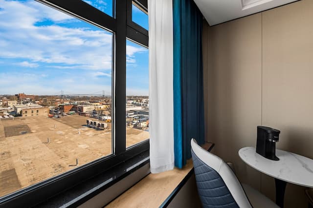 Ly New York Hotel-Family Double or Twin Room, 3 Twin Beds-3