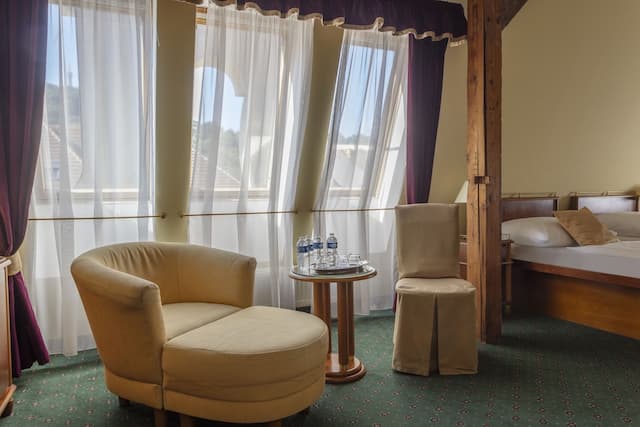 Hotel William-Standard Quadruple Room-5