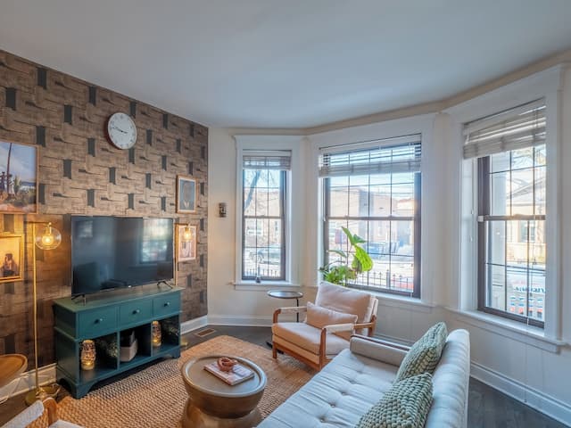 瑞格利維爾套房-Queen Room with Shared Bathroom 5-6