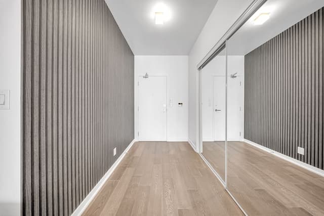 The Harbour Toronto-Design Suite-14