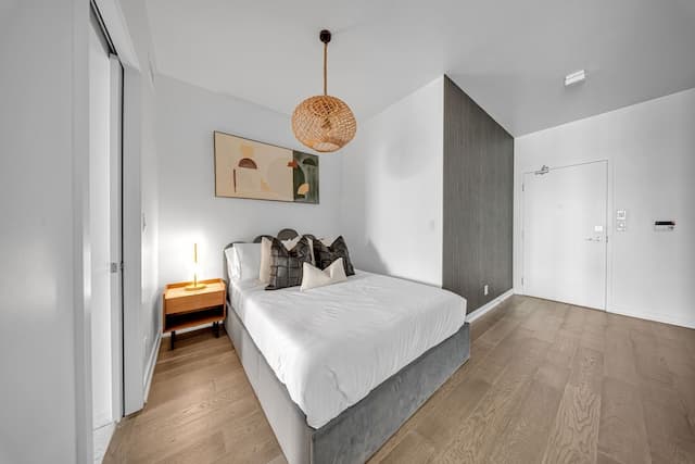 The Harbour Toronto-Design Suite-7