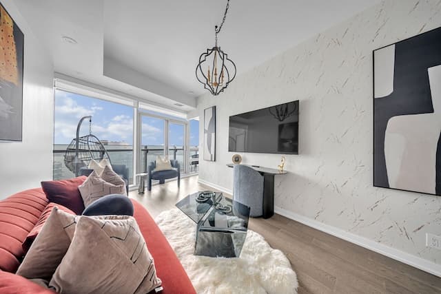 The Harbour Toronto-Design Suite-13