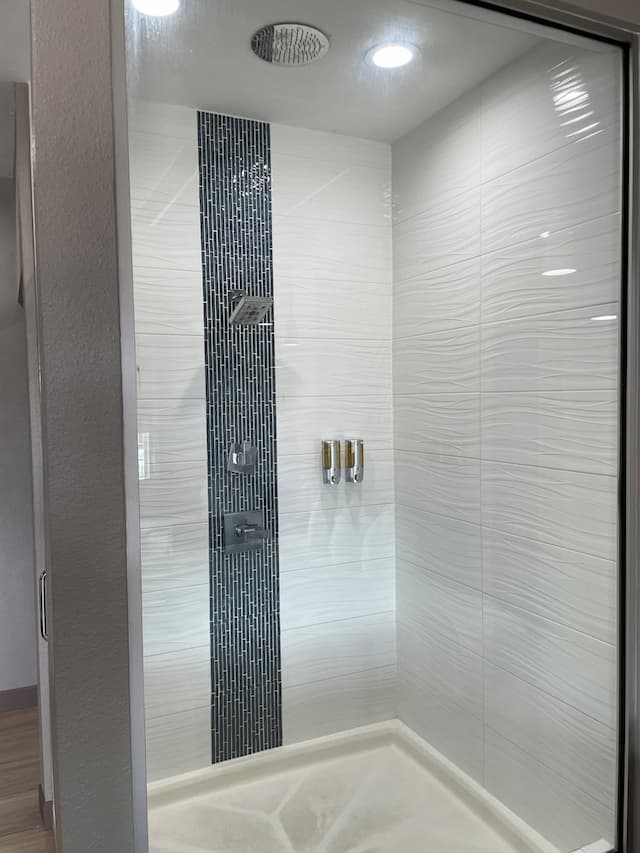 Express Inn - Richey-Superior Suite, Smoking-4