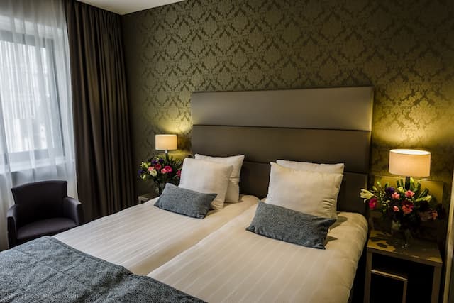OZO Hotels Arena Amsterdam-Deluxe Twin Room, 2 Twin Beds-1