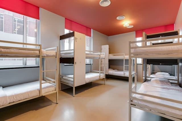 柯林努德 - 青年旅舍-Bed in 14-bed Mixed Dorm, Shared Bathroom-1