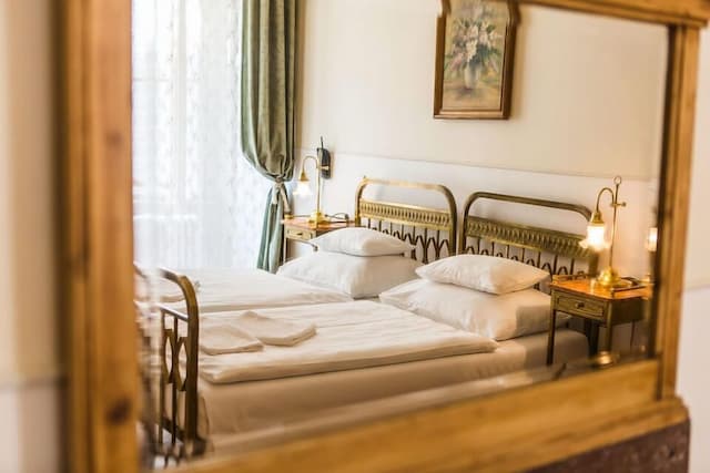 호텔 우 즐라테호 옐레나-슈피리어 더블룸 또는 트윈룸, 침실 1개, 욕조-9