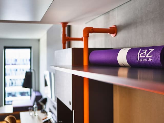 Jaz in the City Amsterdam-Room (InTune)-10