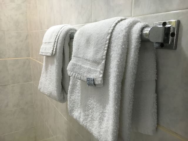 Eagle Inn Motel-Standard Room, 1 Queen Bed, Non Smoking-10