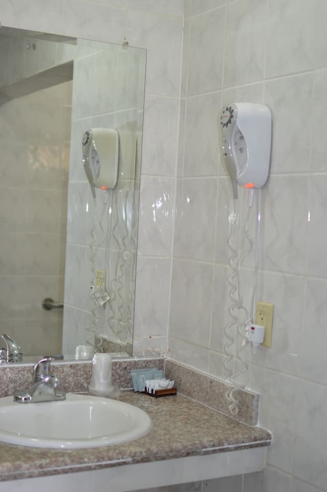 Eagle Inn Motel-Standard Room, 1 Queen Bed, Non Smoking-8