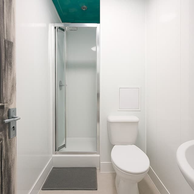 NX London Hostel-Bed in a Shared 4-bed Female Dormitory-4