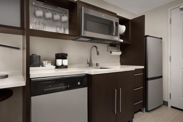 安克拉治/中城希爾頓惠庭飯店-開放式客房, 1 張加大雙人床-6