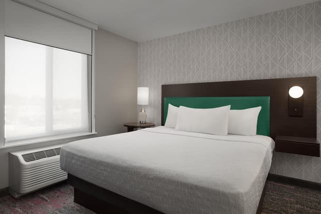 安克拉治/中城希爾頓惠庭飯店-套房, 1 張特大雙人床-4