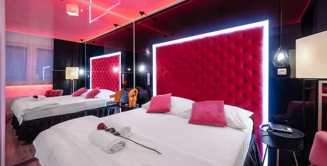 호텔 아우라 디자인 & 가든 풀-Pink double with free pool access-1