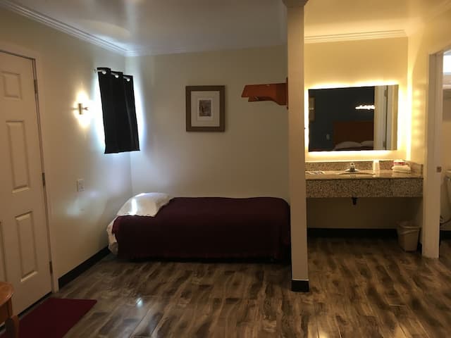 링컨 파크 모텔-컴포트 코티지, 침실 1개-4