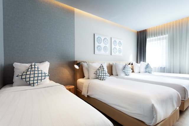 城市旅館飯店-家庭客房-1