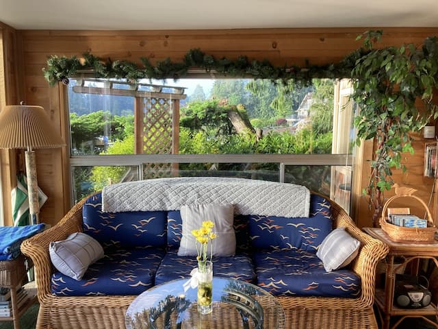 Cottage Lake Bed and Breakfast-套房, 1 间卧室, 热水浴缸, 湖景 (Lakeside Bedroom Suite)-5