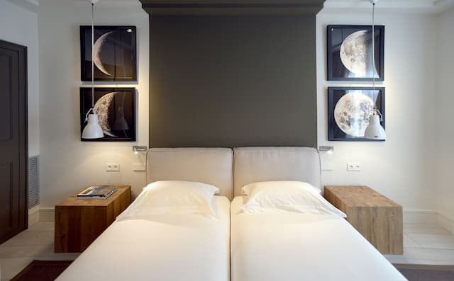 Midtown Apartments-Classic Apartment, 2 Bedrooms, 2 Bathrooms-4