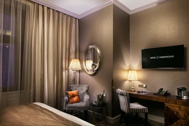 Cosmopolitan Hotel Prague-Executive Double or Twin Room-3