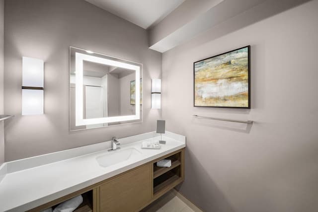 Wyndham Garden Katy Energy Corridor-Suite, Multiple Beds, Non Smoking-4