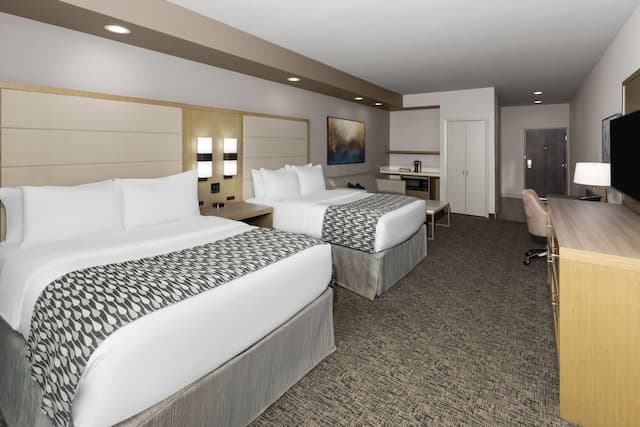 Wyndham Garden Katy Energy Corridor-Suite, Multiple Beds, Mobility Accessible, Non Smoking (Hearing, Roll-in Shower)-4