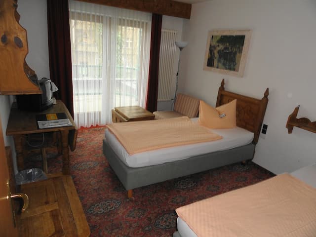 Solitaire Hotel & Boardinghouse Berlin-标准双床房-1