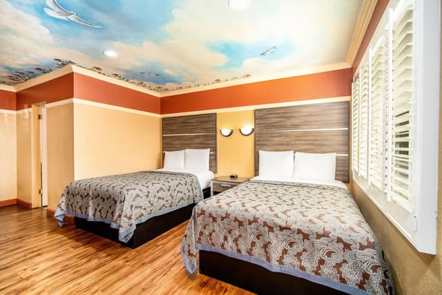 日內瓦汽車旅館-客房, 2 張標準雙人床-1