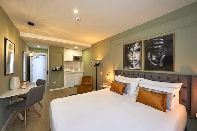 拉提納 L&H 公寓-豪華雙人房 (Exterior)-4