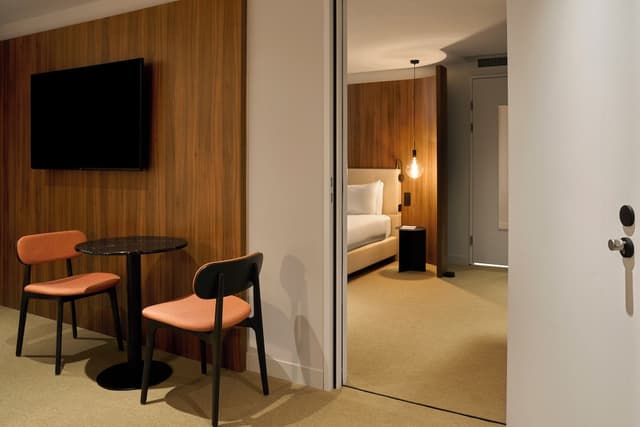 굿 호텔 런던-프리미엄 더블룸, 롤인 샤워 시설, 창문 없음-11