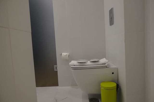 ロータス イン-デラックス ダブルルーム シティビュー-5