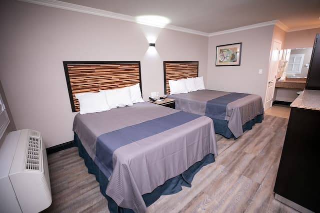 鑽石鐘套房酒店-標準客房, 2 張加大雙人床, 非吸煙房-4