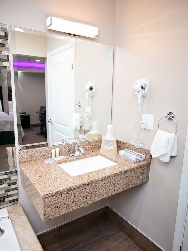 鑽石鐘套房酒店-奢華套房, 1 張特大雙人床, 非吸煙房, 按摩浴缸-6