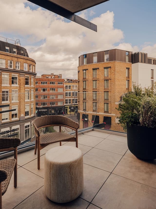 노부 호텔 런던 쇼디치-시그니처 스위트, 킹사이즈침대 1개, 발코니, 마당 전망 (Nobu Suite)-3