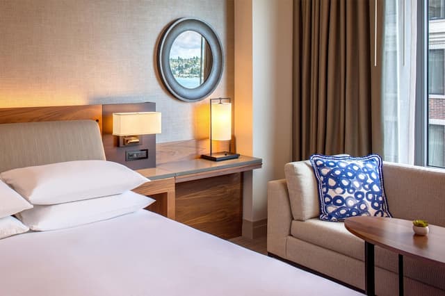 Hyatt Regency Lake Washington at Seattle’s Southport-客房, 1 张特大床-9