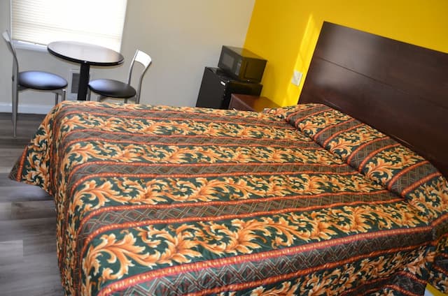 Hotel Sunrise-客房, 1 张大床, 私人浴室-2