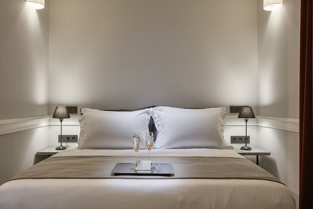 ザ ジラーズ アテネ ブティック ホテル-Petite Double Room (Interior Corridor)-1