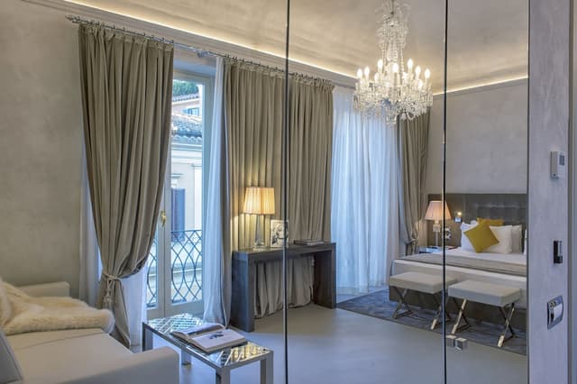 Palazzo Nainer-Deluxe Room-5