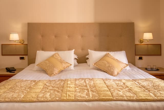 호텔 라 레지덴자-클래식룸-2