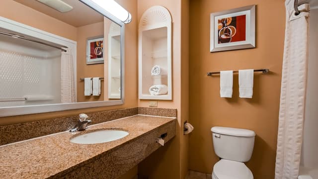 貝斯特韋斯特伍德蘭旅館-標準客房, 2 張加大雙人床, 非吸煙房, 雪櫃和微波爐-2