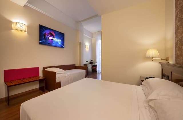 랑캐스터 호텔-트리플룸-7