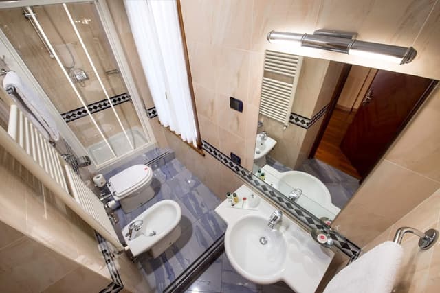 ランカスター ホテル-スーペリア ダブルまたはツインルーム-8