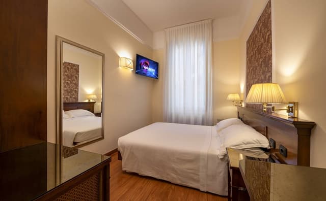 랑캐스터 호텔-이코노미 더블룸-1