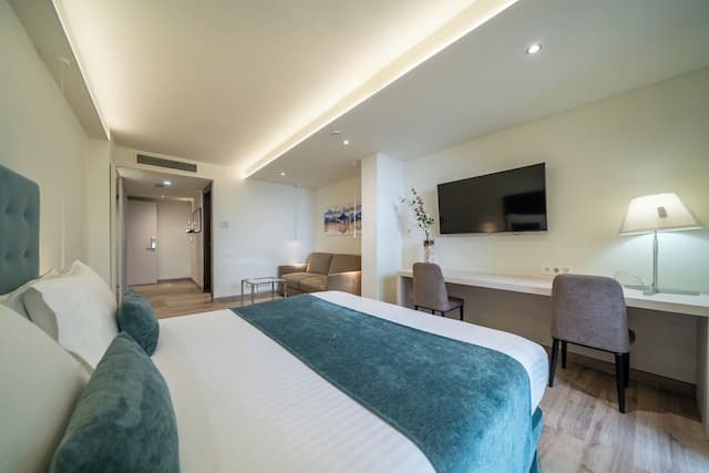 Hotel Concordia-华丽三人房 (2 adults + 1 child)-5