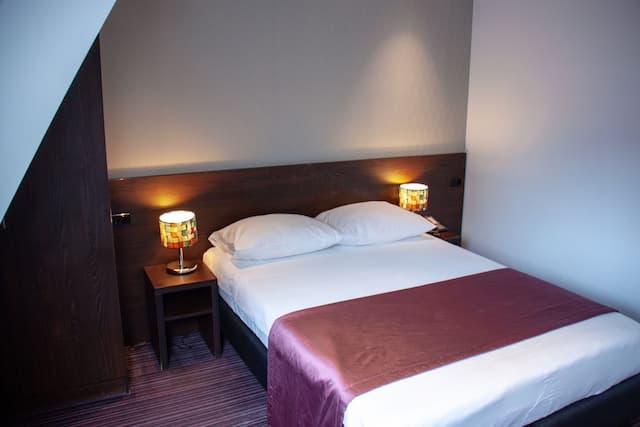 호텔 룩서-베이직룸, 더블침대 1개-2